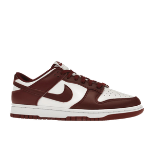 
                  
                    Dunk low Team Red
                  
                